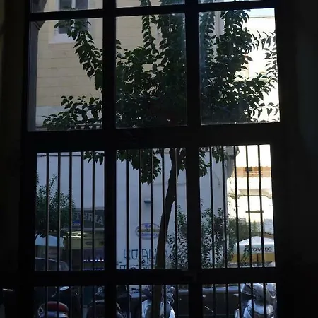 Дом отдыха A Due Passi Dal Duomo Неаполь